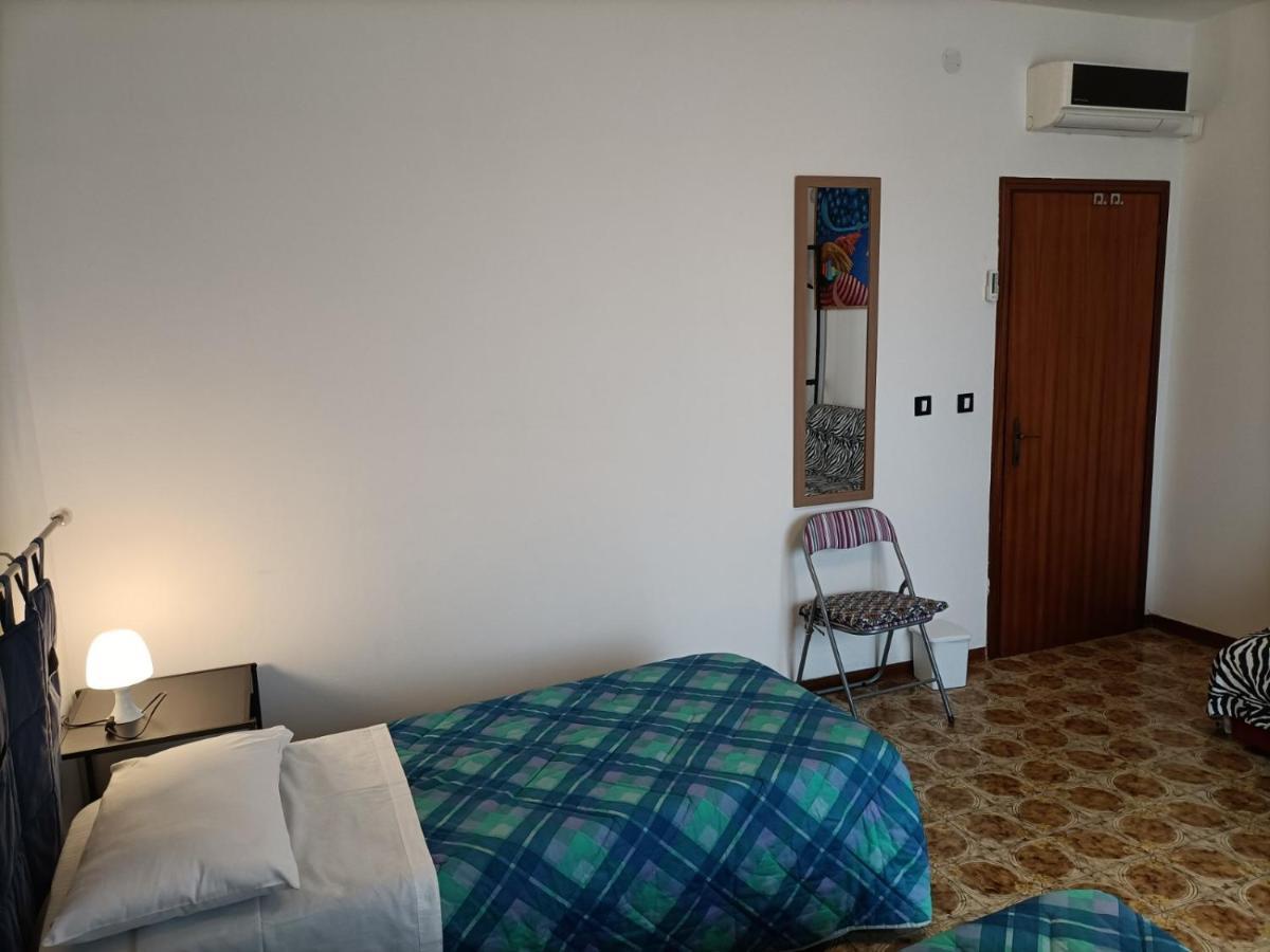 B&B Rosolina Buitenkant foto
